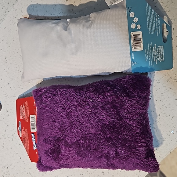 2 LARGE KOOL-AID AND JET-PUFFED SQUEAKABLE FUR DOG TOYS - Picture 2 of 3